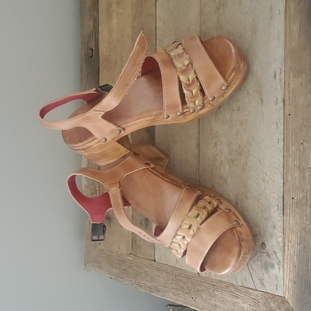 Bedstu Mantis sandal